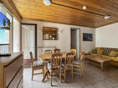 Ferienwohnung für 7 Personen (52 m²) in Les Carroz-d'Arâches 4/10