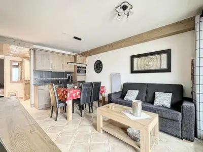 Ferienwohnung für 7 Personen (52 m²) in Les Carroz-d'Arâches 1/10