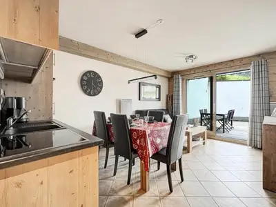 Ferienwohnung für 7 Personen (52 m²) in Les Carroz-d'Arâches 3/10