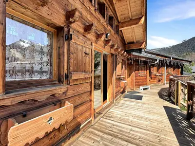 Ferienwohnung für 8 Personen (96 m²) in Les Carroz-d'Arâches 1/10