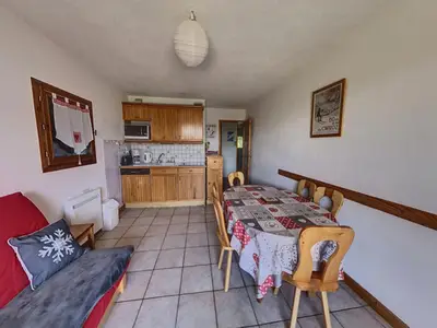 Ferienwohnung für 7 Personen (45 m²) in Les Carroz-d'Arâches 1/10
