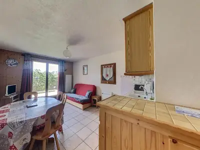 Ferienwohnung für 7 Personen (45 m²) in Les Carroz-d'Arâches 4/10