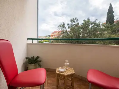 Ferienwohnung für 5 Personen (58 m²) in Arbanija 2/10