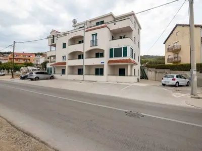 Ferienwohnung für 5 Personen (58 m²) in Arbanija 4/10