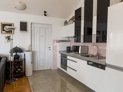 Ferienwohnung für 4 Personen (85 m²) in Arbanija 6/10