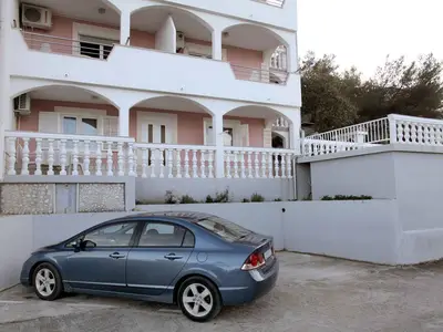 Ferienwohnung für 3 Personen (45 m²) in Arbanija 9/10