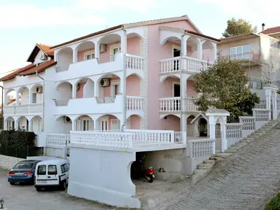 Ferienwohnung für 5 Personen (45 m²) in Arbanija 7/10