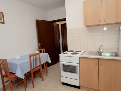 Ferienwohnung für 2 Personen (30 m²) in Arbanija 10/10
