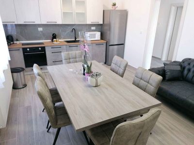 Ferienwohnung für 7 Personen (100 m²) in Arbanija 8/10