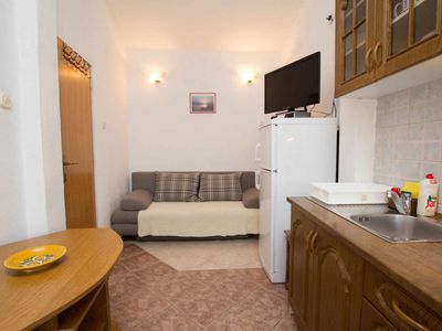 Ferienwohnung für 4 Personen (40 m²) in Arbanija 9/10