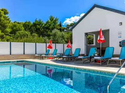 Ferienwohnung für 4 Personen (44 m²) in Arbanija 2/10
