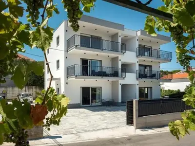 Ferienwohnung für 4 Personen in Arbanija 2/10
