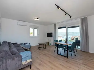 Ferienwohnung für 4 Personen in Arbanija 5/10