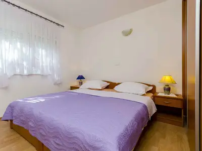 Ferienwohnung für 4 Personen (40 m²) in Arbanija 6/10