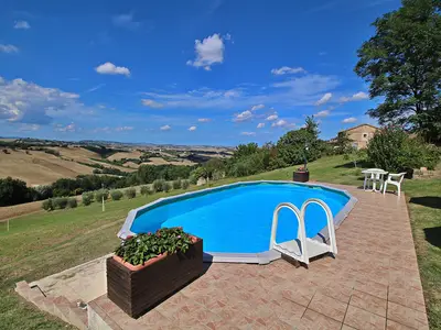 PoolOfHouse