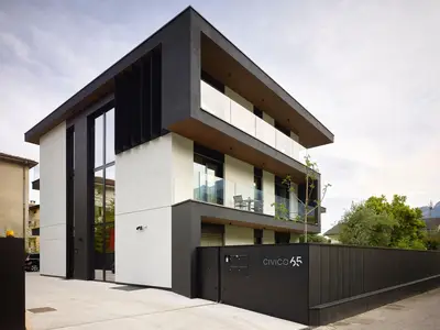 5c1fc569-27bd-410d-b374-716cbe3b1951