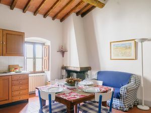 22809247-Ferienwohnung-3-Arezzo-300x225-3