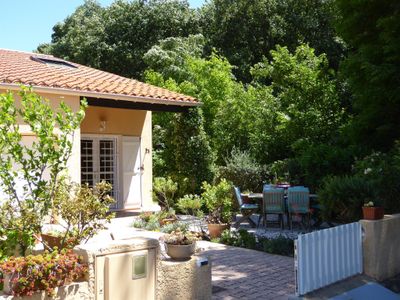 Terrasse privative à l'avant