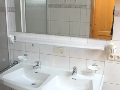 Kleeblatt - Badezimmer