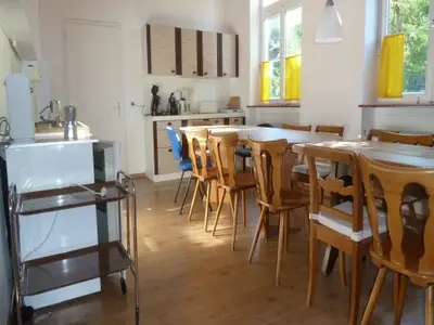 Kueche  bis 14 Sitzplätze