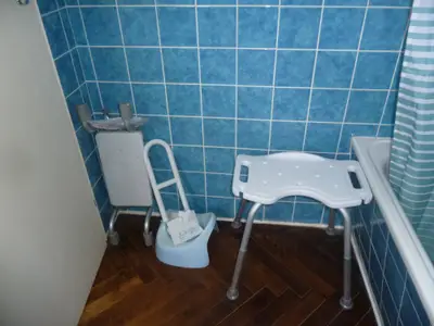 Seniorenunterstützung im Bad