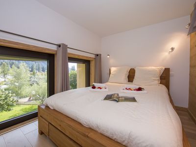 Hauptschlafzimmer mit schönem Bergblick