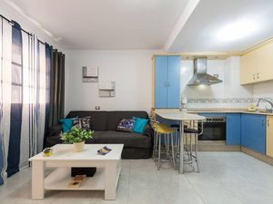 22438361-Ferienwohnung-5-Arinaga-300x225-3