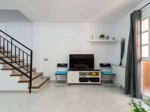 22438361-Ferienwohnung-5-Arinaga-300x225-5