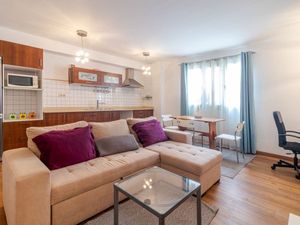 23938555-Ferienwohnung-2-Arinaga-300x225-3