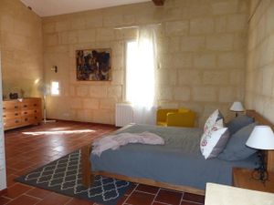 21751897-Ferienwohnung-4-Arles-300x225-1