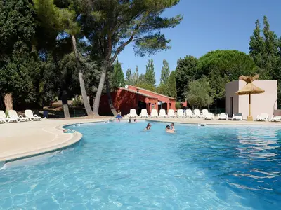 PoolOfHouse