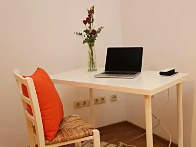 Fewo Schreibtisch