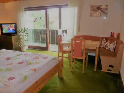 FWO 6 Wohn- Schalfzi