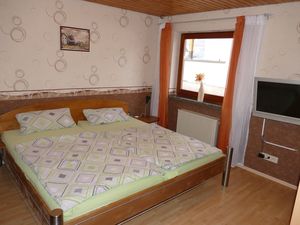 23835876-Ferienwohnung-5-Arnsberg-300x225-4