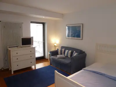 Photo, INSIDE, OUTSIDE