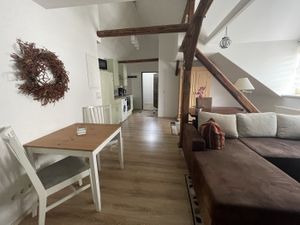 23435938-Ferienwohnung-4-Arnstadt-300x225-5