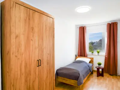 Schlafzimmer 2