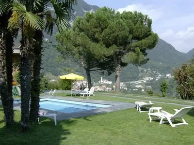 Garten mit Pool Garten mit Pool