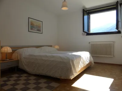 Schlafzimmer mit Doppelbett Schlafzimmer mit Doppelbett