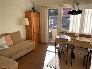 22158619-Ferienwohnung-4-Arosa-300x225-0