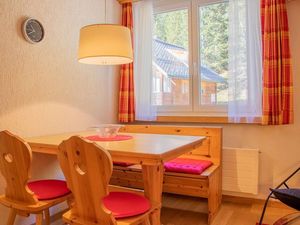 22478865-Ferienwohnung-4-Arosa-300x225-1