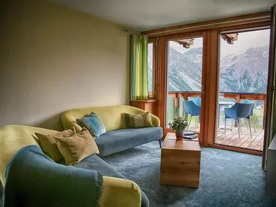 Ferienwohnung für 7 Personen (72 m²) in Arosa 1/10