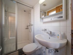 23483775-Ferienwohnung-6-Arosa-300x225-5