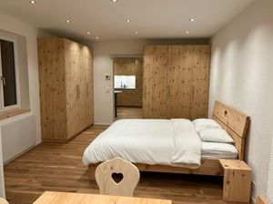 23529977-Ferienwohnung-3-Arosa-300x225-0