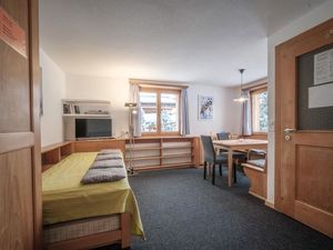 23483776-Ferienwohnung-4-Arosa-300x225-5