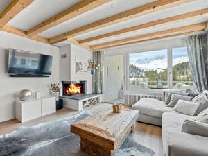 24016975-Ferienwohnung-6-Arosa-300x225-1