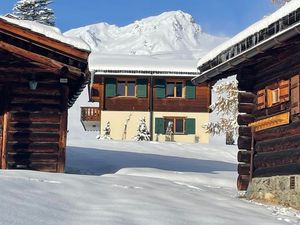 23896085-Ferienwohnung-5-Arosa-300x225-3