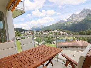 24047517-Ferienwohnung-4-Arosa-300x225-2