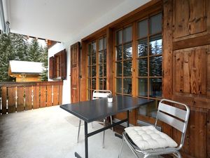 23982240-Ferienwohnung-4-Arosa-300x225-1