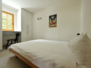 23982240-Ferienwohnung-4-Arosa-300x225-3